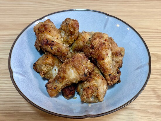 ガーリックが効いたジューシーな味わいが魅力です！