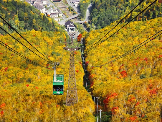 大雪山層雲峡・黒岳ロープウェイ＆リフト（北海道）※撮影：大谷修一