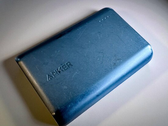 モバイルバッテリー