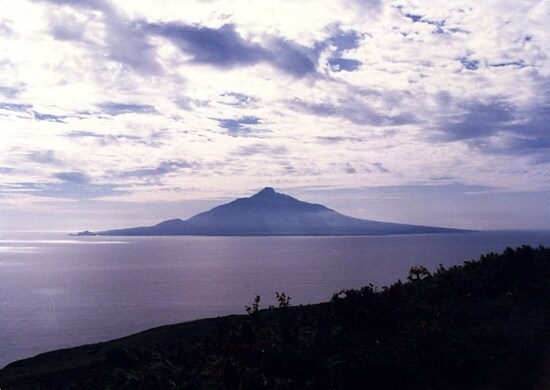 桃岩展望台から望む利尻島・利尻富士