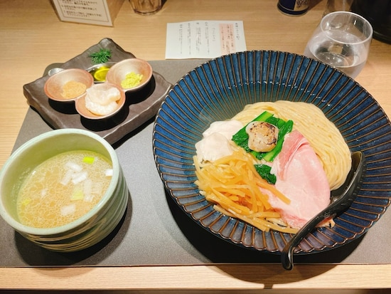 「Tokyo Style Noodle ほたて日和」（画像出典：ラーメンデータベース）