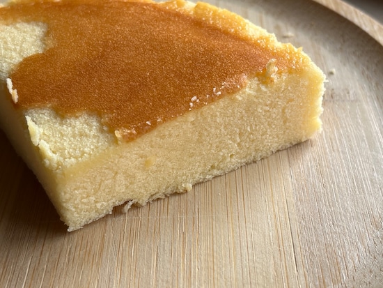 「しっとりチーズケーキ」の断面図​​​