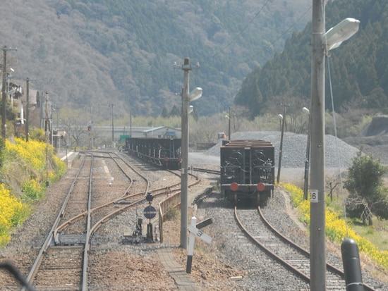 JR水郡線の西金駅に併設された採石場。ホキ800形が使われていた時代の写真