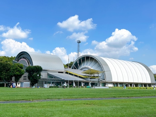 公園敷地内の「所沢航空発祥記念館」