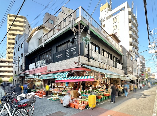 ダンスやヨガに励む前に野菜が買えて便利！