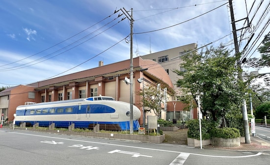 新幹線が突如出てきてビックリしそう