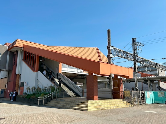 「土呂駅」西口駅前