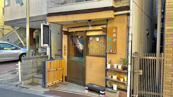 商店街の居酒屋をあちこち探ってみるのも一興