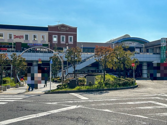 田無駅北口ロータリーにある「平和のリング」