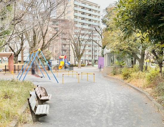 この公園自体はよく整った、ありふれた印象