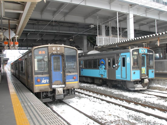 青い森鉄道およびIGRいわて銀河鉄道にも堂々と乗車、途中下車もできる