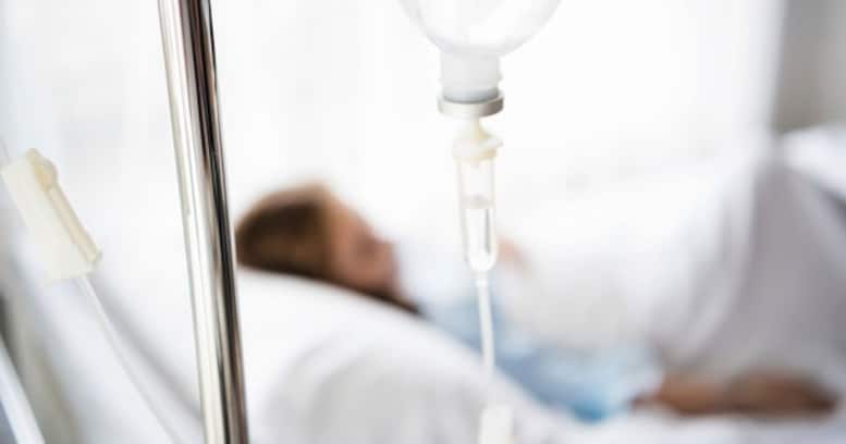 小児科医が子どもの点滴のとき親を引き離す理由に「納得」「一緒にいたほうが安心する」と賛否