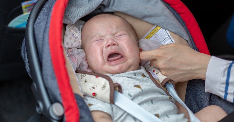 新幹線内で泣き止まない赤ちゃんに怒った男性がクレーム。車掌さんのまさかの対応に「最高」「良い話」と称賛の嵐