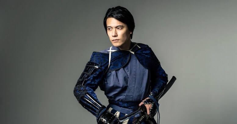 大河『鎌倉殿の13人』主演の小栗旬　なぜ彼は日本を代表する役者にまで成長したのか？