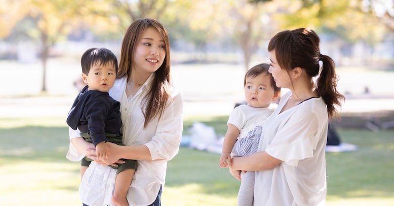 幼稚園のママさんとの会話で「○○さんって絶対若いよね〜」と言われた後、32歳の私に向けられたセリフとは？！