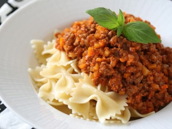 トマトジュースを使って簡単15分でとっても美味しいミートソースを作ろう！