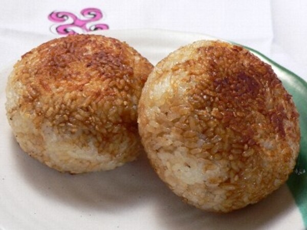 パリッとこんがり焼きおにぎり
