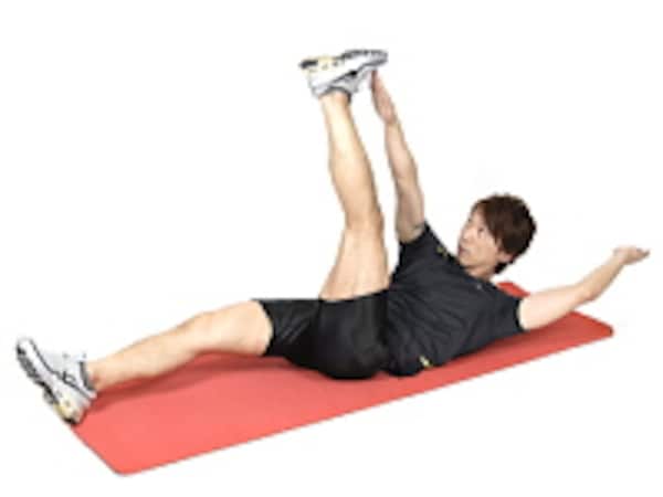 5.1日5分で効果抜群！高負荷の「タッチトゥフット」