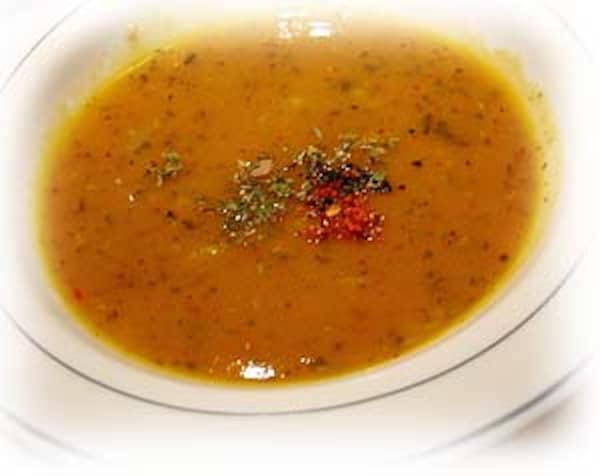 レンズ豆を使ったヘルシーでおいしいトルコ料理！家庭で簡単にできるスープレシピ