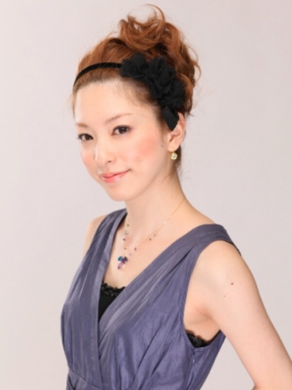 ロングヘア ねじるだけで簡単 夜会風アップスタイル 結婚式 パーティーヘアアレンジ All About