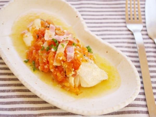 簡単！ シリコンスチーマーでたらのトマト蒸し