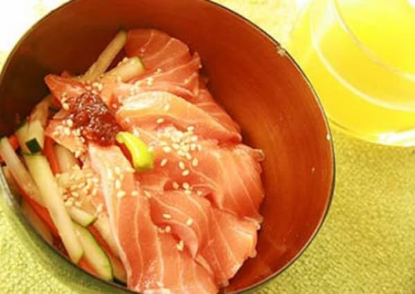 サーモン丼ぶり