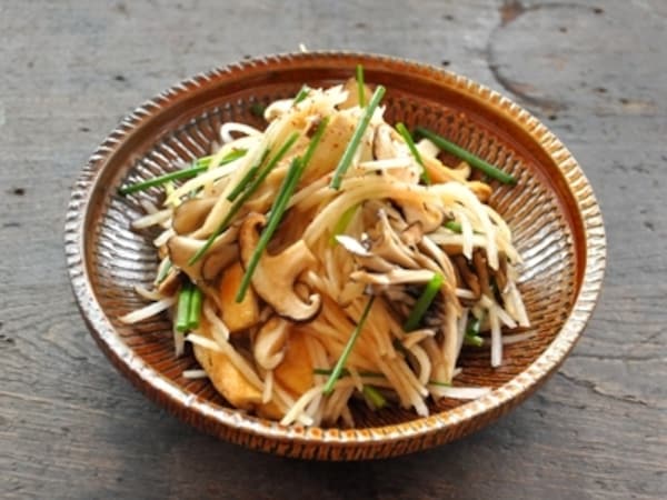 食べ応え抜群!大根が主役のおいしいヘルシーなサラダレシピ  食べ応え抜群!大根が主役のおいしいヘルシーなサラダレシピ