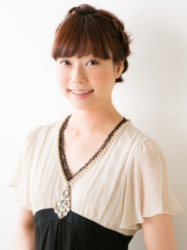 ショートヘアでもできる簡単フェミニンアップスタイル 結婚式 パーティーヘアアレンジ All About