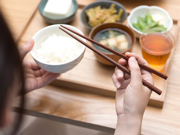 炭水化物を先に食べる「逆食べ順ダイエット」 炭水化物を先に食べる「逆食べ順ダイエット」
