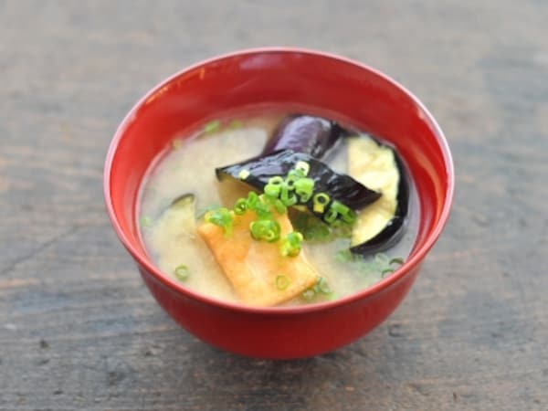 揚げなすと豆腐の味噌汁 シンプル和食レシピ All About