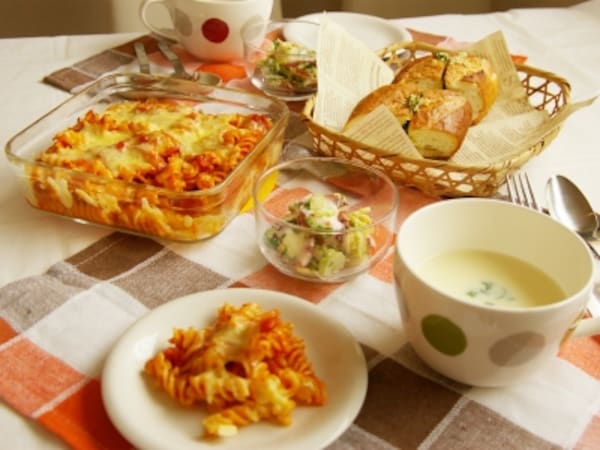 トマトクリームのマカロニグラタン定食の献立  トマトクリームのマカロニグラタン定食の献立