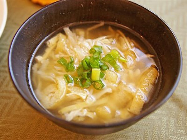 切干大根と油揚げの味噌汁