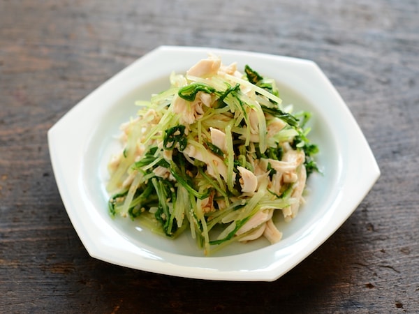 あっさりヘルシー! 鶏ささみと水菜の胡麻和え あっさりヘルシー! 鶏ささみと水菜の胡麻和え