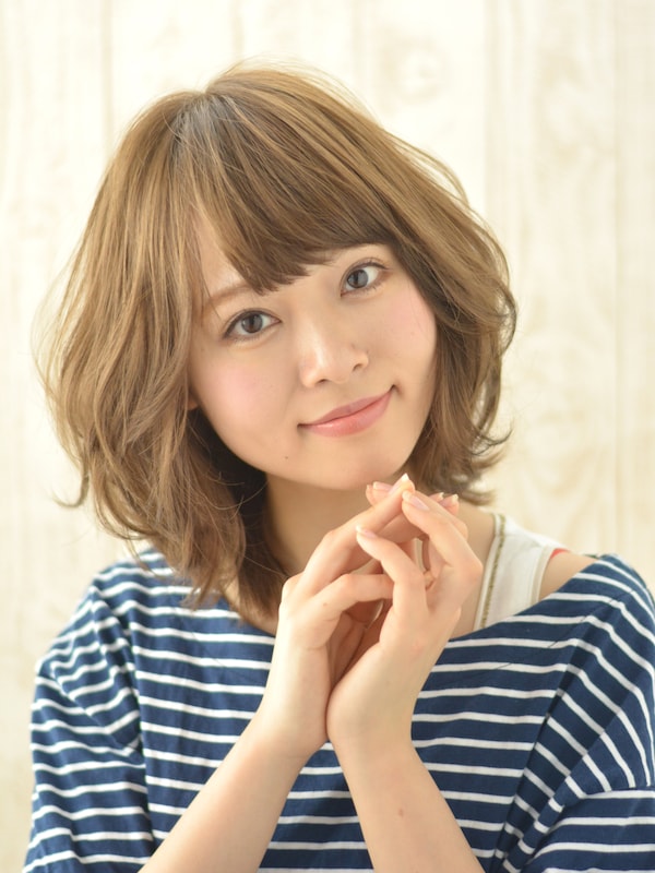 アッシュベージュ×ゆるふわでリラックスウェーブボブ  アッシュベージュ×ゆるふわでリラックスウェーブボブ