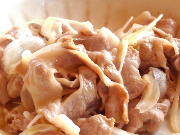 豚しゃぶ新玉ねぎ和え 花椒ごま油風味