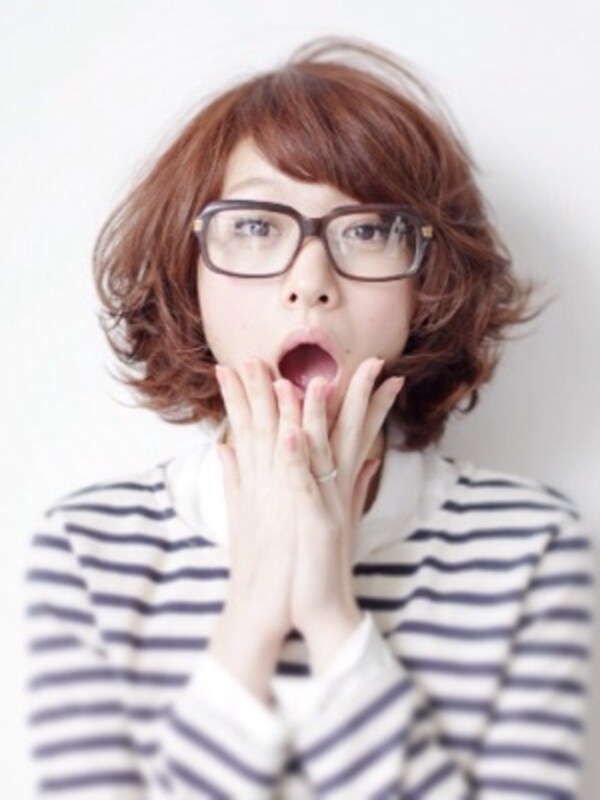パーマで動く毛先がおしゃれな大人カジュアル ヘアスタイル 髪型 All About