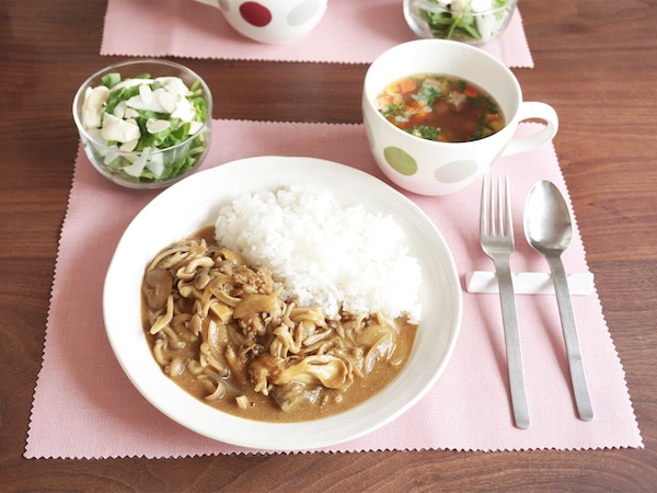 スピードきのこカレー定食の献立  スピードきのこカレー定食の献立