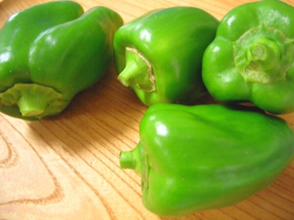 ピーマンの栄養 選び方 保存方法 毎日の野菜 フルーツレシピ All About