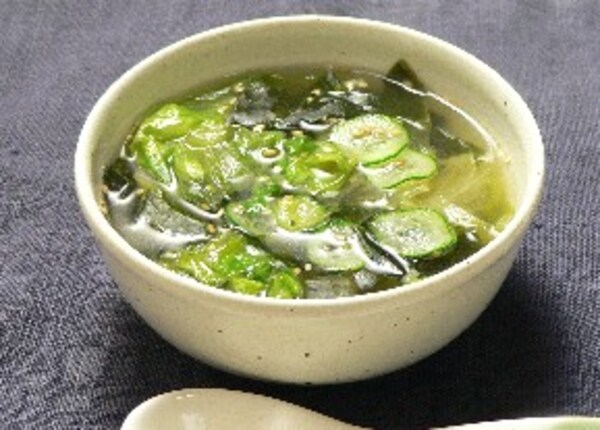 わかめとレタスのスープ  わかめとレタスのスープ