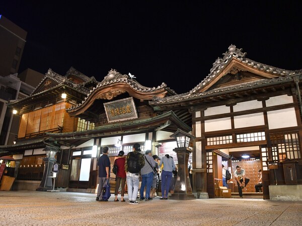 愛媛 道後温泉は 女子旅の聖地 旅行サイトで人気トップの理由 All About News 愛媛 道後温泉は 女子旅の聖地 旅行サイトで人気トップの理由 All About News