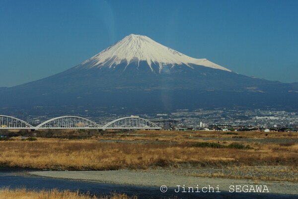 1. Mount Fuji (Shizuoka & Yamanashi)