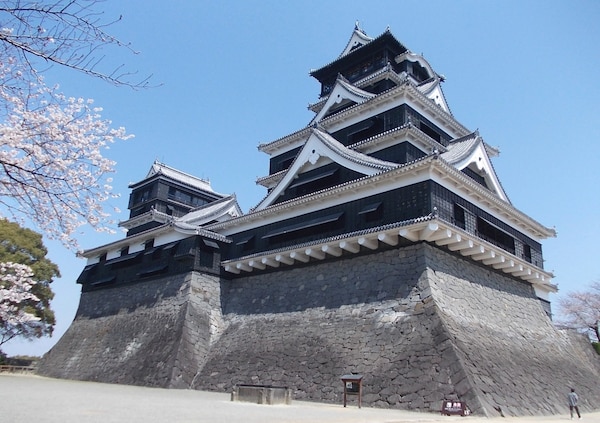 6. ปราสาท Kumamoto (Kumamoto)