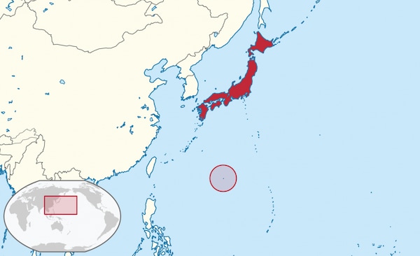 2. เกาะที่อยู่ใต้สุดของประเทศญี่ปุ่น เป็นจังหวัดโตเกียว