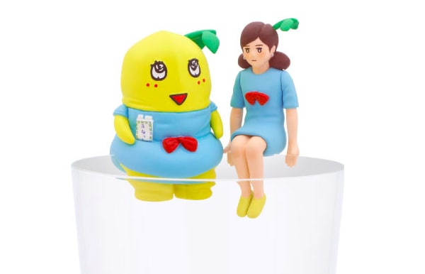 3. Fuchico on the Cup with Funassyi
