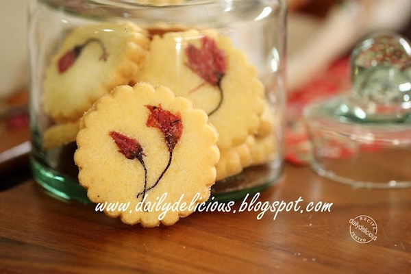 11. Sakura Cookies