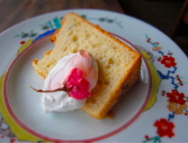 8. Sakura Chiffon Cake