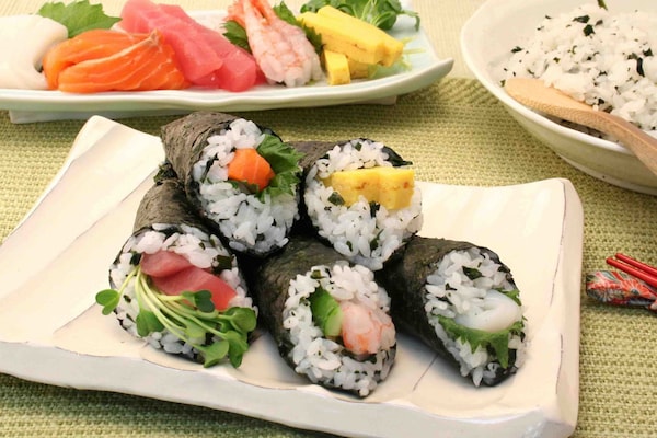 4. Temaki Sushi