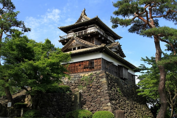 3. ปราสาท Maruoka (เมือง Sakai จังหวัด Fukui)