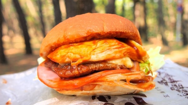 1. Karatsu Burger (Saga)