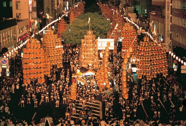 秋田竿灯祭